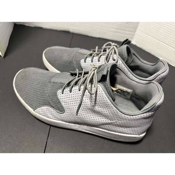 Nike Air Jordan Eclipse Gray Basketball Trainers Youth Size 12 - Picture 3 of 14